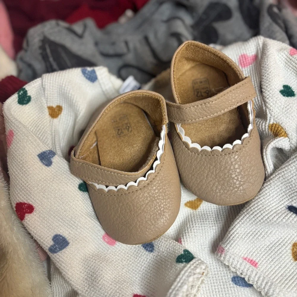 Baby Girl Clothing Lot 6-12M 12M Carters Pekkle Rainbow Heart Shoes Bundle 15pc